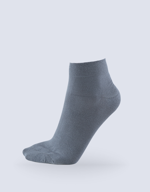 GINA dámské ponožky střední, bezešvé, jednobarevné Bambusové ponožky 82001P  - tm. šedá  38/41